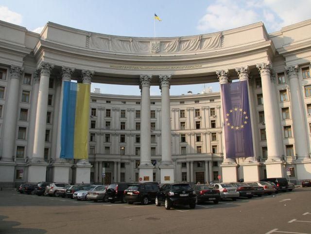 МЗС не може підтвердити, що з Ельбруса зірвались українці МЗС не може підтвердити, що з Ельбруса зірвались українці