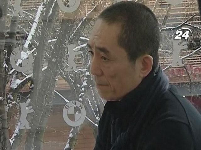 Режиссера Чжана Имоу оштрафовали за многодетность Режиссера Чжана Имоу оштрафовали за многодетность