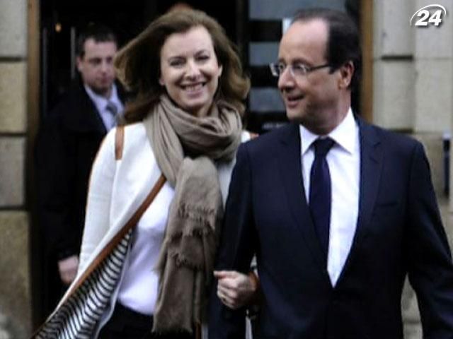 Французький таблоїд погодився забрати матеріали про роман Олланда Французький таблоїд погодився забрати матеріали про роман Олланда