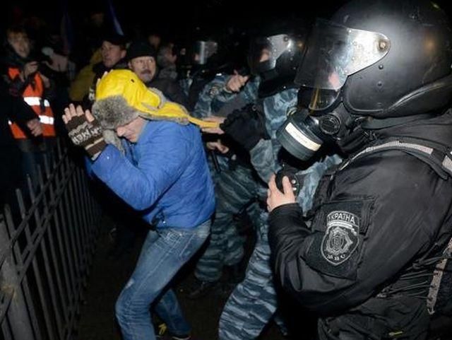 Головні події 10 січня: Вирок "васильківським терористам" спровокував бійку з "Беркутом" 