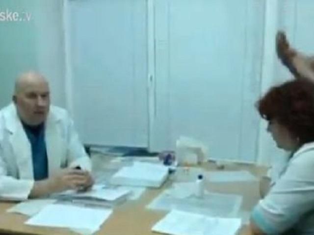 Пострадавших в стычке с "Беркутом" хотят выписать из больницы, - СМИ Пострадавших в стычке с "Беркутом" хотят выписать из больницы, - СМИ