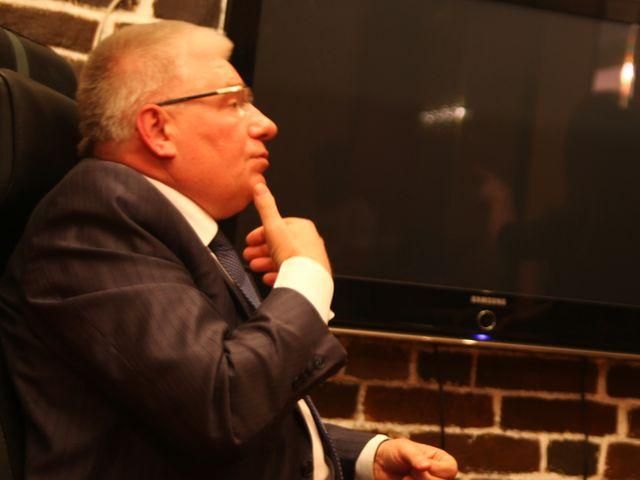 Чечетов считает, что "Беркут" вчера в Киеве действовал по еврообразцу Чечетов считает, что "Беркут" вчера в Киеве действовал по еврообразцу