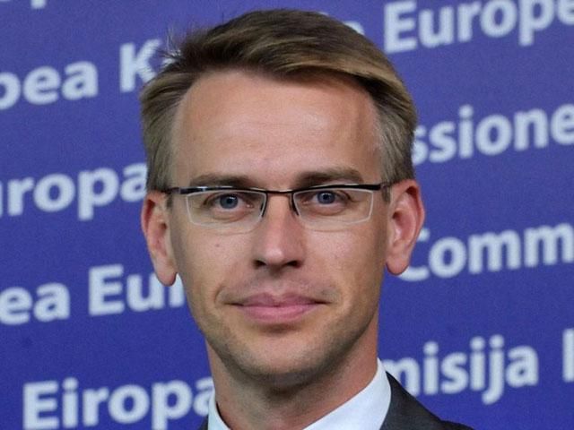 В Євросоюзі розповіли, коли продовжать діалог з Україною В Євросоюзі розповіли, коли продовжать діалог з Україною