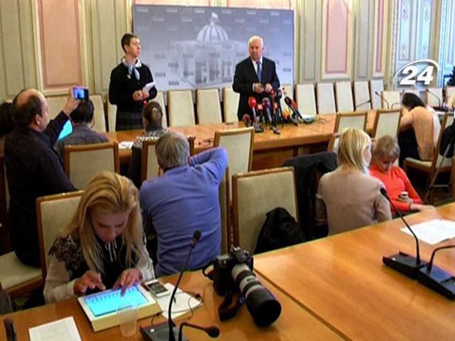 Підсумок дня: Опозиція хоче відставки Захарченка, регіонали готуються голосувати за бюджет