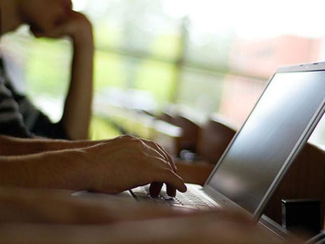 Эксперты прогнозируют исчезновение глобального Интернета в 2014 году Эксперты прогнозируют исчезновение глобального Интернета в 2014 году