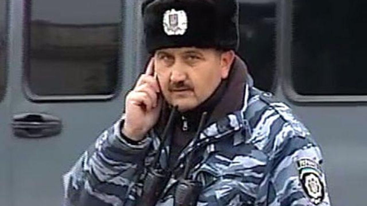 Не знаю, хто це такий, — полковник "Беркута" Кусюк про Луценка Не знаю, хто це такий, — полковник "Беркута" Кусюк про Луценка