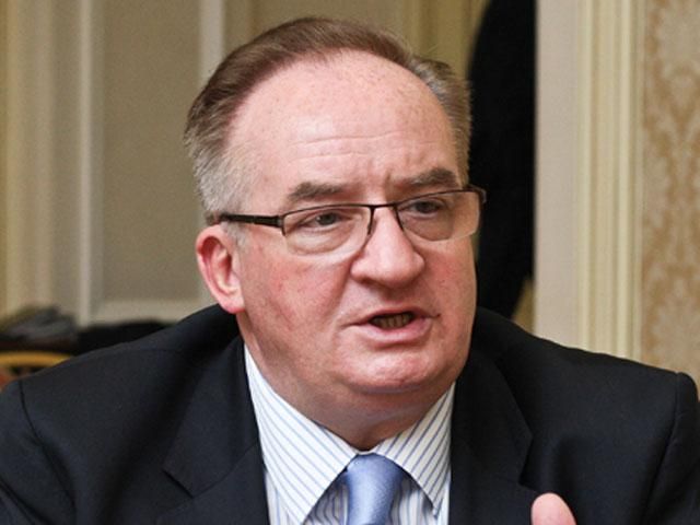 Віце-президент ЄНП закликав українську владу розслідувати напад на Луценка Віце-президент ЄНП закликав українську владу розслідувати напад на Луценка