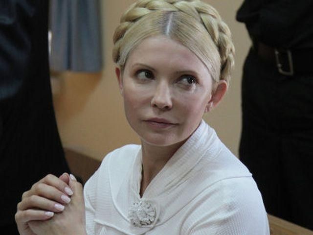 Тимошенко закликає діяти через побиття Луценка