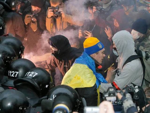 Во время массовых акций в Киеве признаны потерпевшими 27 журналистов, - прокуратура