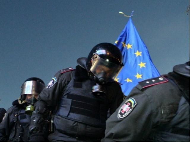 Пять автобусов с правоохранителями поехали в направлении Кабмина Пять автобусов с правоохранителями поехали в направлении Кабмина