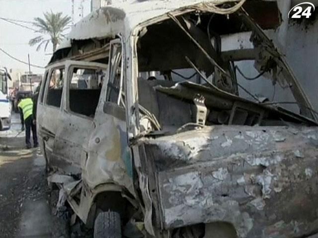 Внаслідок вибухів у Багдаді загинуло понад 70 людей Внаслідок вибухів у Багдаді загинуло понад 70 людей