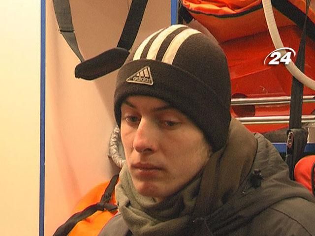 Неповнолітнього активіста засудили до 120 годин громадських робіт Неповнолітнього активіста засудили до 120 годин громадських робіт