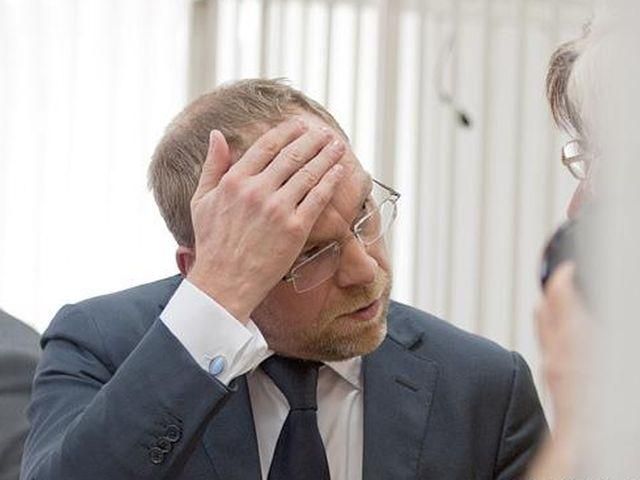 Власенку дозволили покидати Київ Власенку дозволили покидати Київ