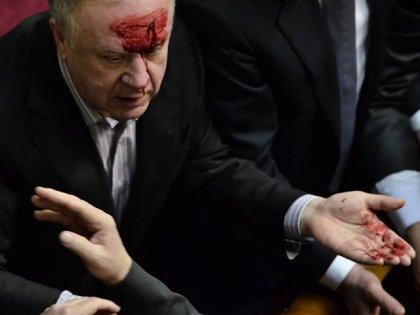 Регіоналу Малишеву наклали 6 швів Регіоналу Малишеву наклали 6 швів