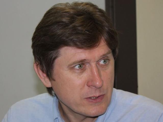 Нардепы показали, что они не умеют жить по правилам цивилизованных стран, - политолог Нардепы показали, что они не умеют жить по правилам цивилизованных стран, - политолог