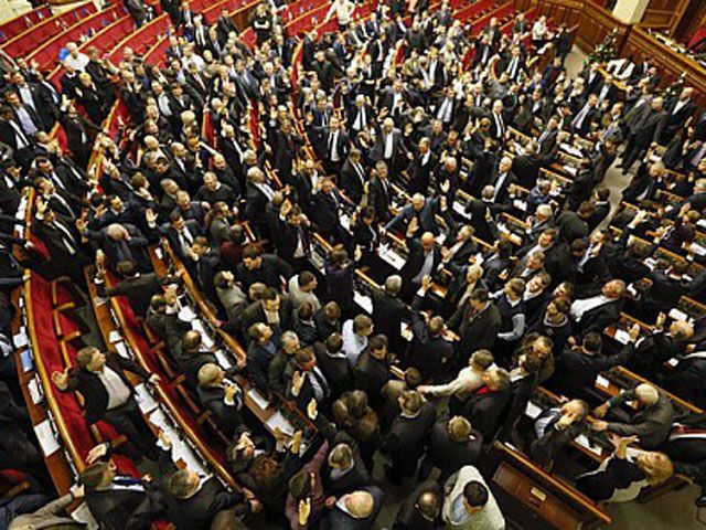 Імовірно, у лавах регіоналів розгортається неймовірна паніка, - політолог Імовірно, у лавах регіоналів розгортається неймовірна паніка, - політолог