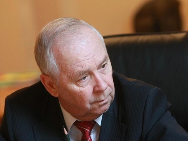 Блискавично підписавши закони 16 січня, Рибак порушив дві норми регламенту Блискавично підписавши закони 16 січня, Рибак порушив дві норми регламенту