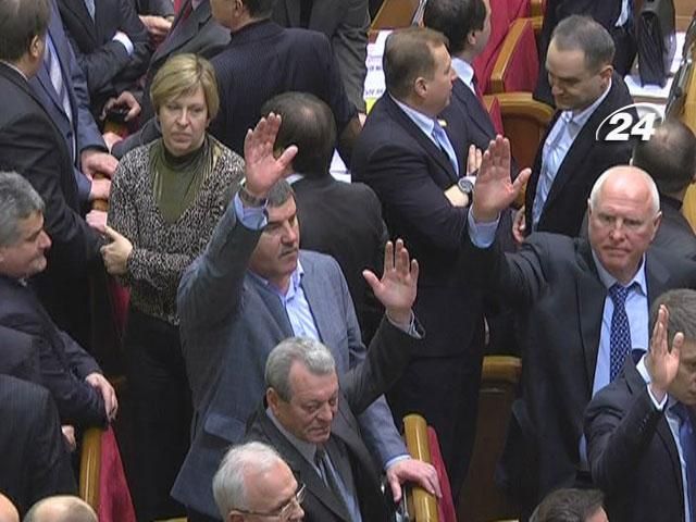 Итоги недели: В Украине приняли законы, которые угрожают тотальными репрессиями Итоги недели: В Украине приняли законы, которые угрожают тотальными репрессиями