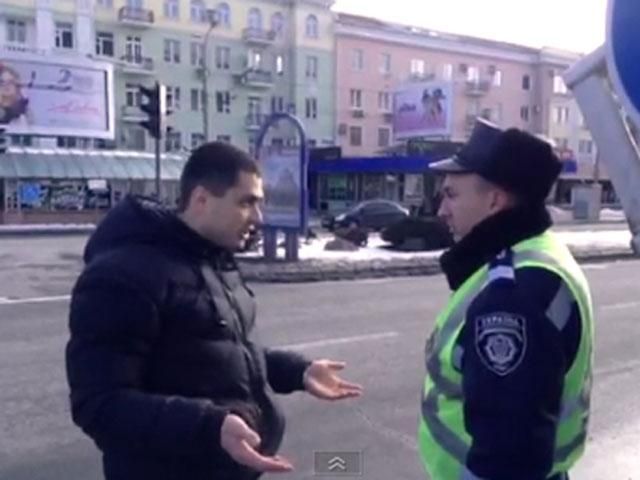 В Донецке сымитировали ДТП, чтобы не выпустить Автомайдан В Донецке сымитировали ДТП, чтобы не выпустить Автомайдан