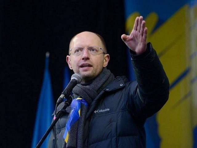 Яценюк объявил три пункта дальнейших действий Майдана