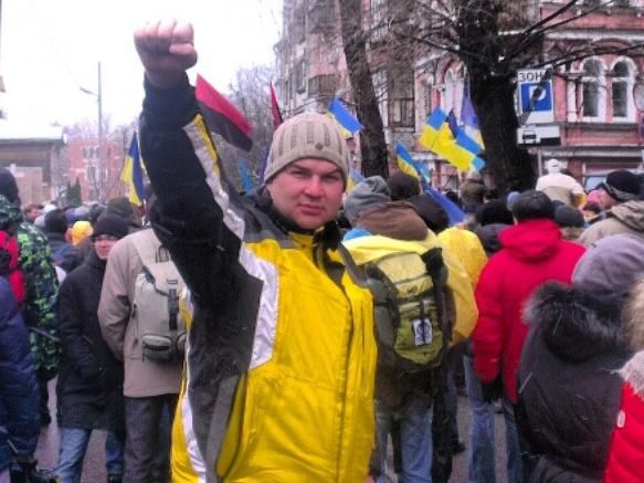 Автомайданівці закликають терміново припинити силові дії Автомайданівці закликають терміново припинити силові дії