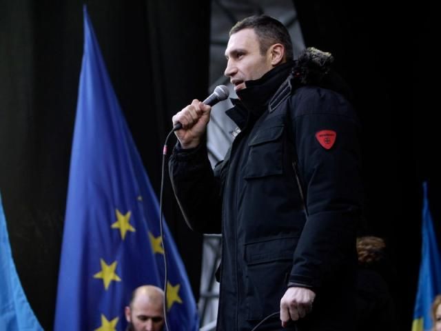 Кличко идет к Януковичу: будет просить забрать "Беркут" Кличко идет к Януковичу: будет просить забрать "Беркут"