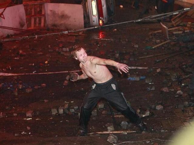 Задержали четырех участников столкновения на Европейской площади Задержали четырех участников столкновения на Европейской площади