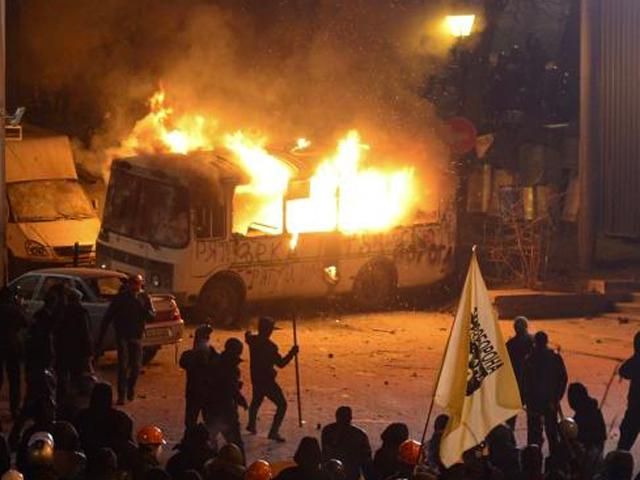 У сутичках в Києві постраждало ще двоє журналістів У сутичках в Києві постраждало ще двоє журналістів