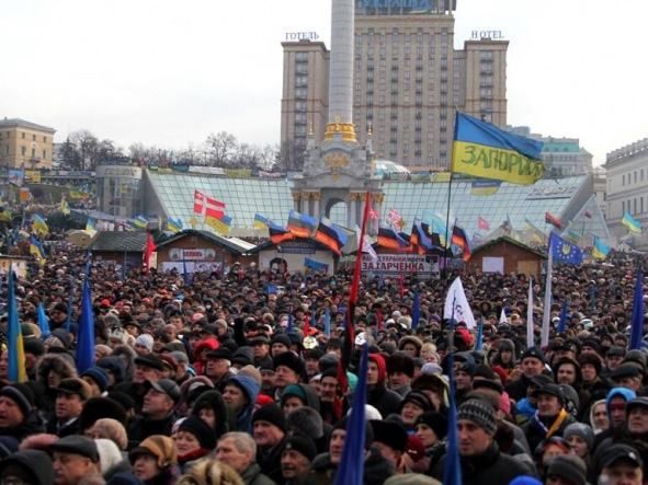 Коменданты так называемого Евромайдана вооружают "отряды самообороны", - МВД