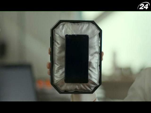 Новинки техники: Планшетофоны Sony, "эйрбэг" для смартфонов и квадрокоптер Новинки техники: Планшетофоны Sony, "эйрбэг" для смартфонов и квадрокоптер