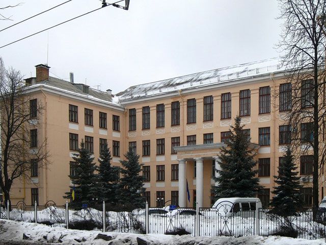 Диктаторские законы печатают в "Голосе Украины", активисты пикетируют редакцию Диктаторские законы печатают в "Голосе Украины", активисты пикетируют редакцию