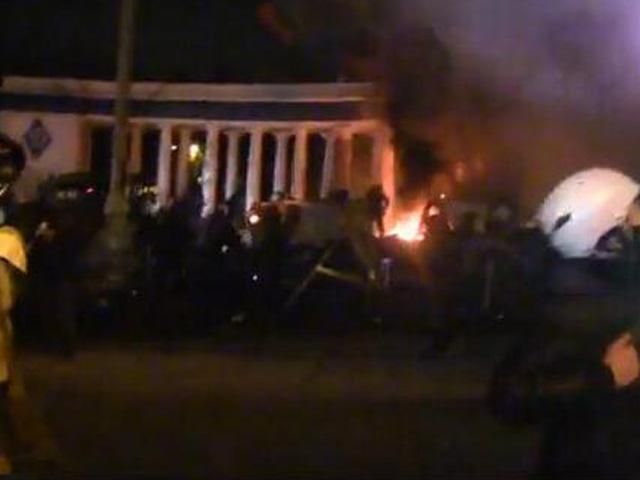 На Грушевського горять нові автобуси На Грушевського горять нові автобуси