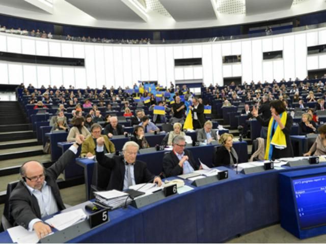 Європарламентарі приїдуть в Україну наприкінці січня Європарламентарі приїдуть в Україну наприкінці січня