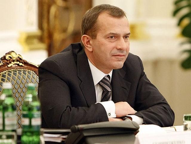 Кличко встретился с Клюевым, Янукович - с Азаровым Кличко встретился с Клюевым, Янукович - с Азаровым