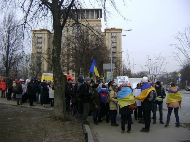 Студенти заблокували приймальню МВС (Фото) - 21 січня 2014 - Телеканал новин 24