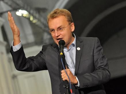 Мер Львова готовий приєднатись до блокування військової частини Мер Львова готовий приєднатись до блокування військової частини