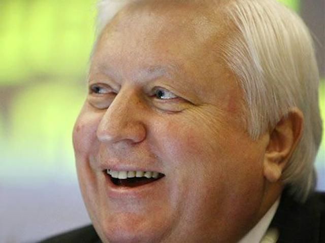 Пшонка просить опозицію про послугу: закликати мітингувальників припинити протистояння Пшонка просить опозицію про послугу: закликати мітингувальників припинити протистояння