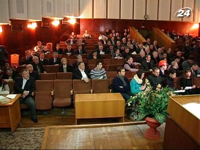 В Івано-Франківську закликають оголосити область вільною від "ручних" законів