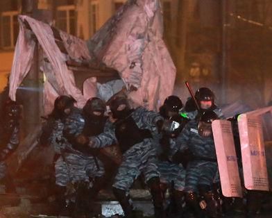 "Беркут" застрелил 20-летнего юношу "Беркут" застрелил 20-летнего юношу