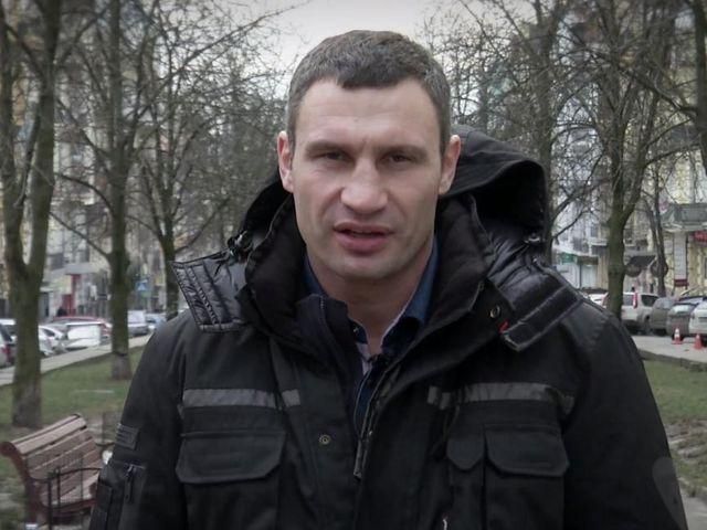 Кличко закликав Януковича зупинити бійців: за розстріл народу не буде прощення Кличко закликав Януковича зупинити бійців: за розстріл народу не буде прощення