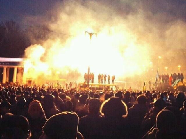 На банківські рахунки Євромайдана накладено арешт, — джерело На банківські рахунки Євромайдана накладено арешт, — джерело