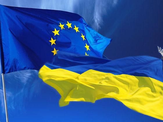 В ЕС заявили о готовности проверить банковские счета украинских олигархов
