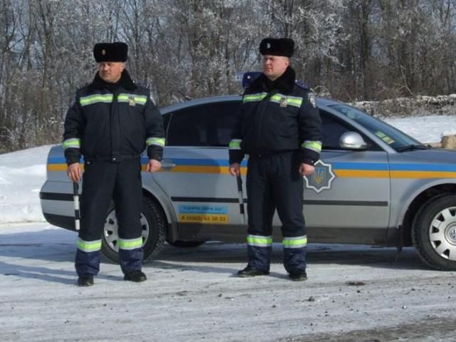 ГАИ перекрывает въезды в центральную часть Киева, - РБК-Украина ГАИ перекрывает въезды в центральную часть Киева, - РБК-Украина