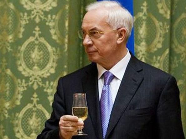 Масові мітинги свідчать про високу підтримку президента, — Азаров Масові мітинги свідчать про високу підтримку президента, — Азаров