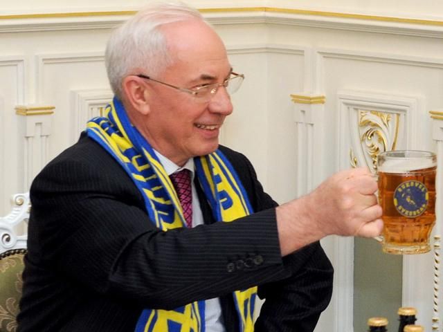 Ситуація у Києві перебуває під абсолютним контролем, — Азаров Ситуація у Києві перебуває під абсолютним контролем, — Азаров