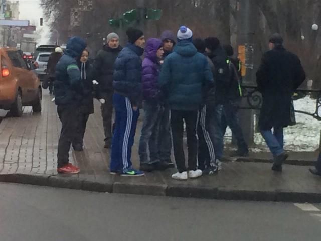 У Києві "тітушки" напали на гей-клуб У Києві "тітушки" напали на гей-клуб