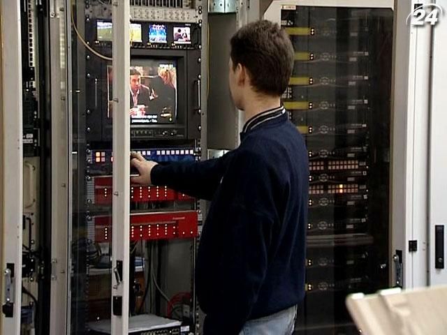 Украинцам могут ограничить доступ к средствам связи, - "Евромайдан-SOS" Украинцам могут ограничить доступ к средствам связи, - "Евромайдан-SOS"