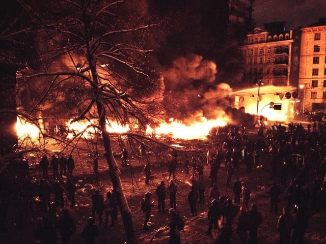 Суд избрал меры для 26-ти участников беспорядков Суд избрал меры для 26-ти участников беспорядков