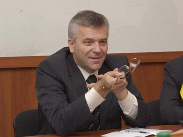 В Одессе сожгли машину лидера Евромайдана В Одессе сожгли машину лидера Евромайдана