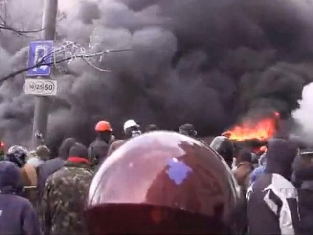 На Грушевського нові сутички, Кличко веде переговори з силовиками На Грушевського нові сутички, Кличко веде переговори з силовиками